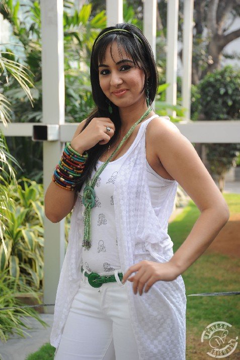 Sakshi